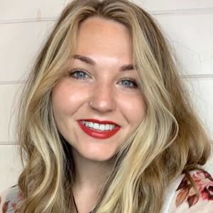 Meet your Posher, Whitney